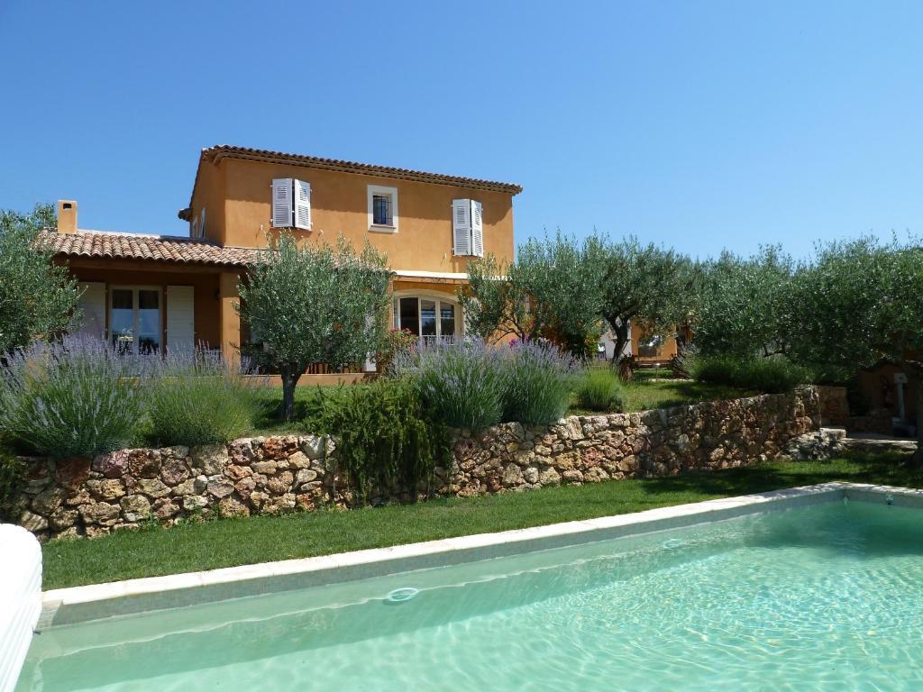 Mas De L'Olivette Bed & Breakfast Cotignac Exterior photo