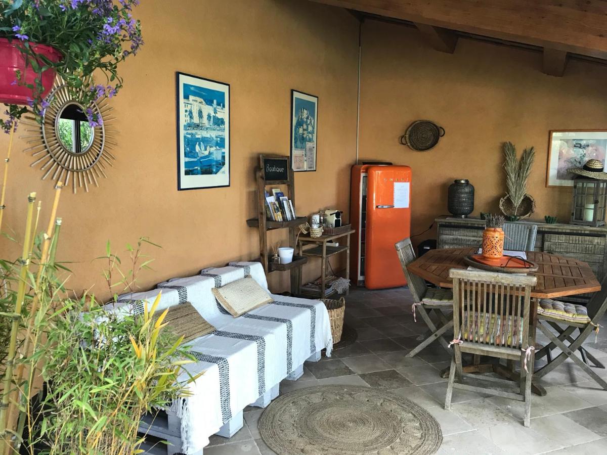 Mas De L'Olivette Bed & Breakfast Cotignac Exterior photo